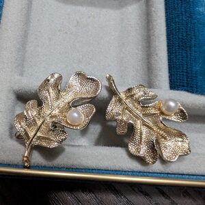 Leaf With Faux  Pearl Earrings